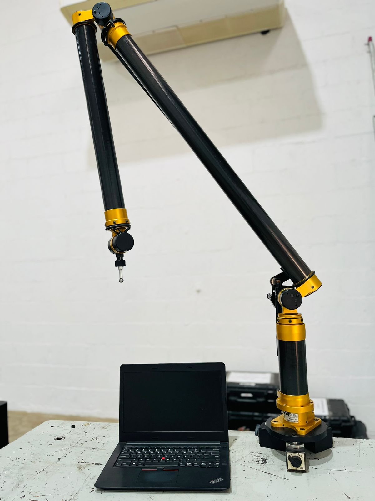 BRAÇO DE MEDIÇÃO TRIDIMENSIONAL STINGER 3.6 - X Maquinas Operatrizes